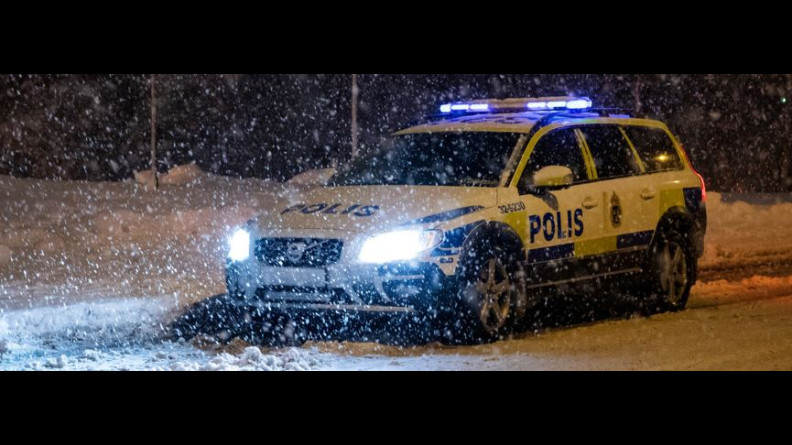polisbil vinter bild polisen.se