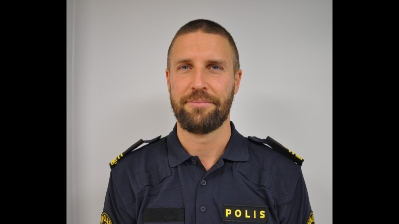 Christoffer Hjälmroth