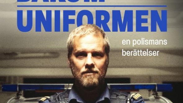 Tobbe Isaksson Bakom uniformen